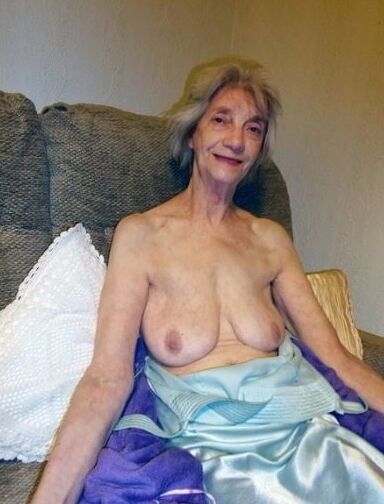 Very old granny is a meaty fuckdoll