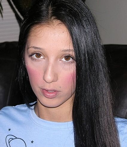 tattooed amateur girl