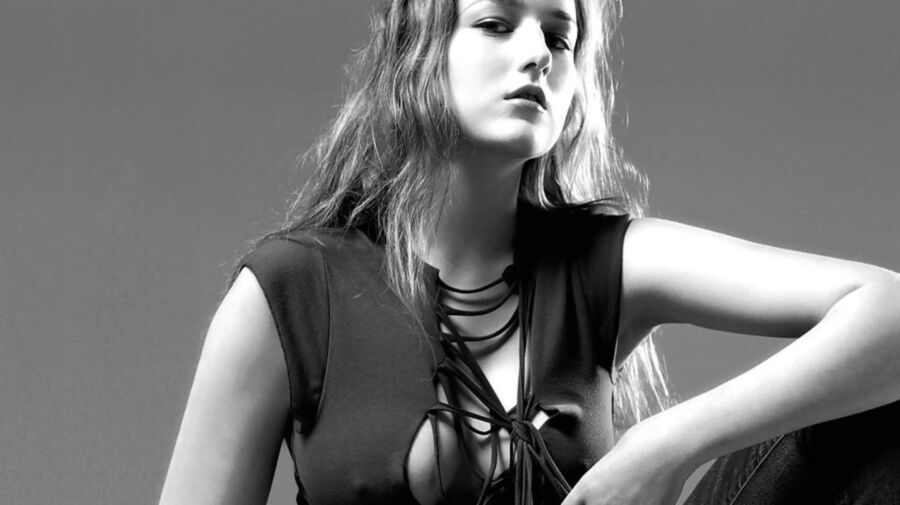 Leelee Sobieski