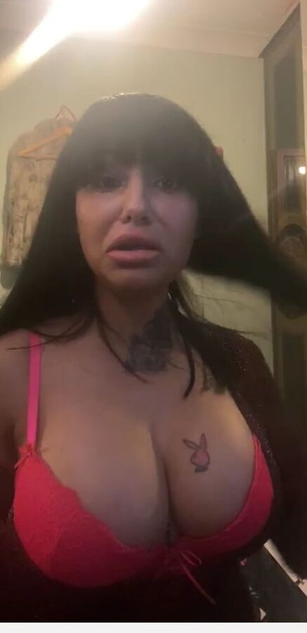 Big bust live facebook romanian