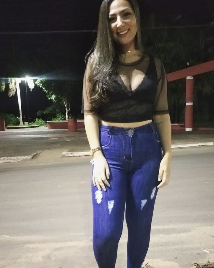 Hot latina young milf
