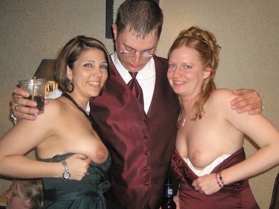 Photobooth bitches exposing boobs and ass