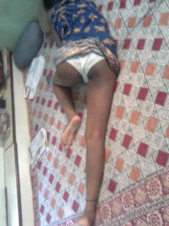 Sex with maid in room