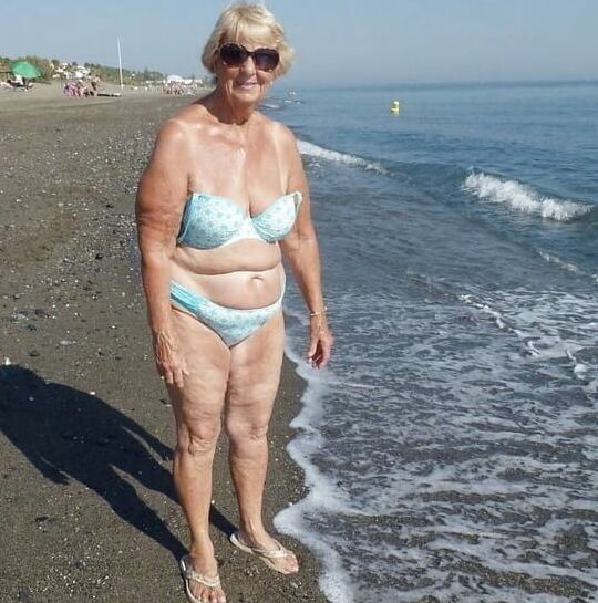 Granny Blond Beach