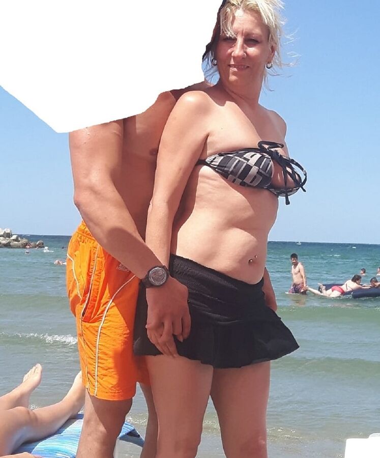 ROU ROMANIAN MILFS SEX BOMB ROMANIAN MOM PART