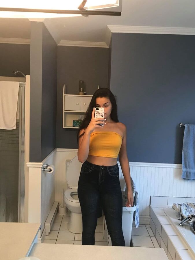 Yellow latina