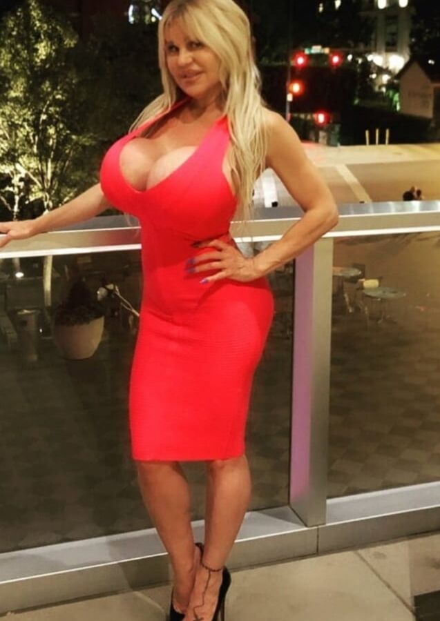 Tell your Mom you want to Fuck Mature milfs
