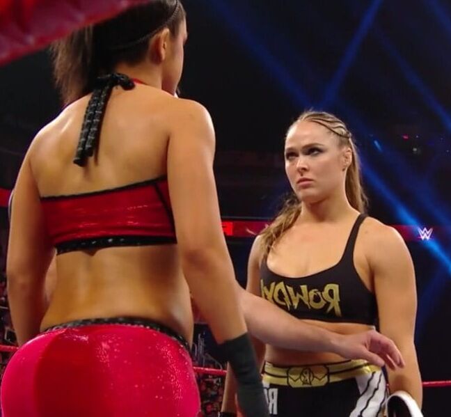WWE&;s Bayley and big fat ass!