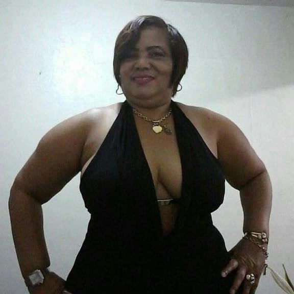 roberta suarez mature ass bbw