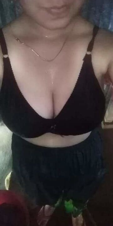 Cute big boobs