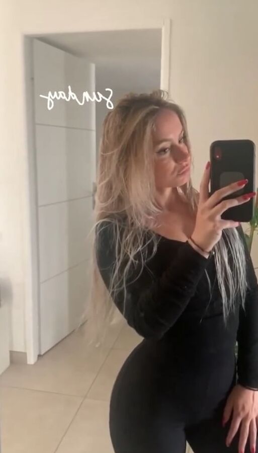 Please Cum Tribute Me