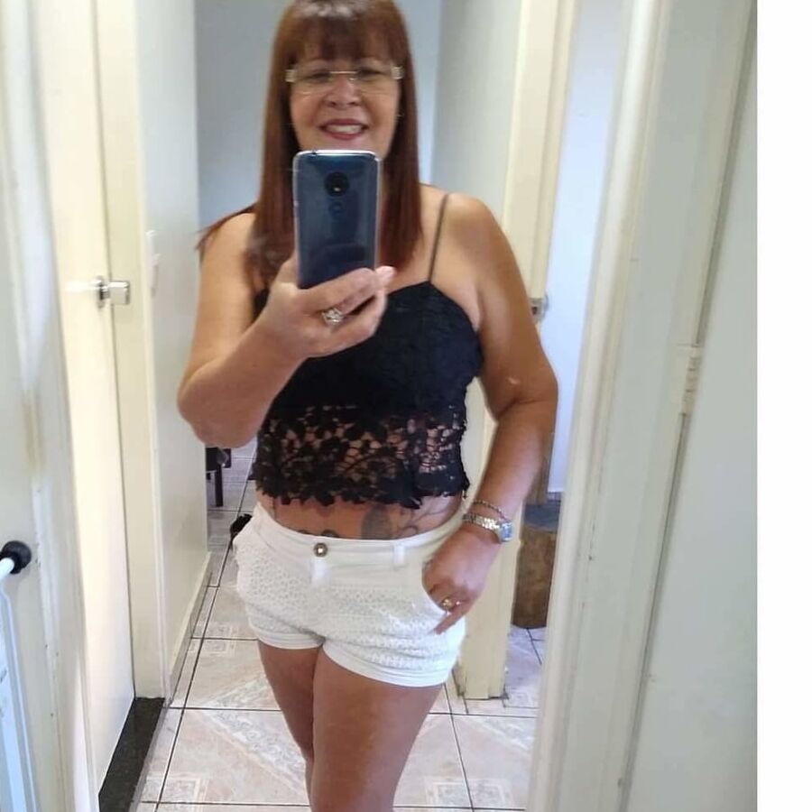 Michele (coroa gostosa anos)