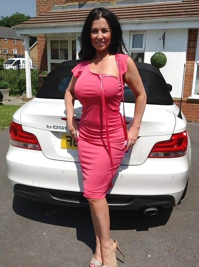 Milf Flashing Outdoor