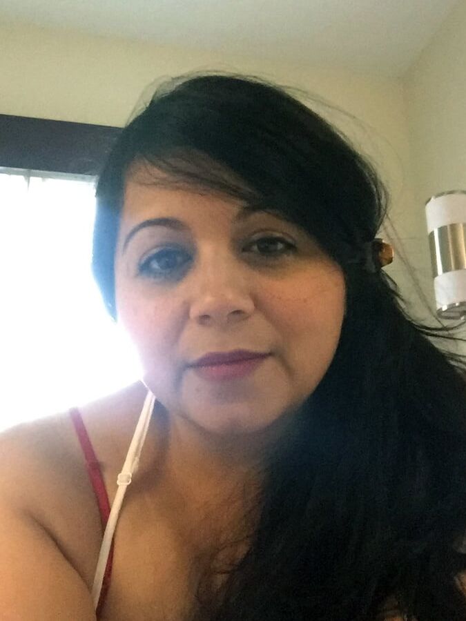 Sassy Unaware Latina wife