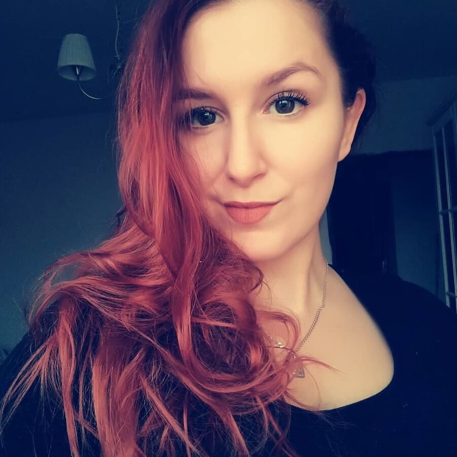 red headed women