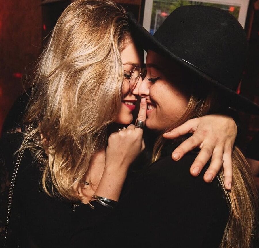 Hot girls party and kissing