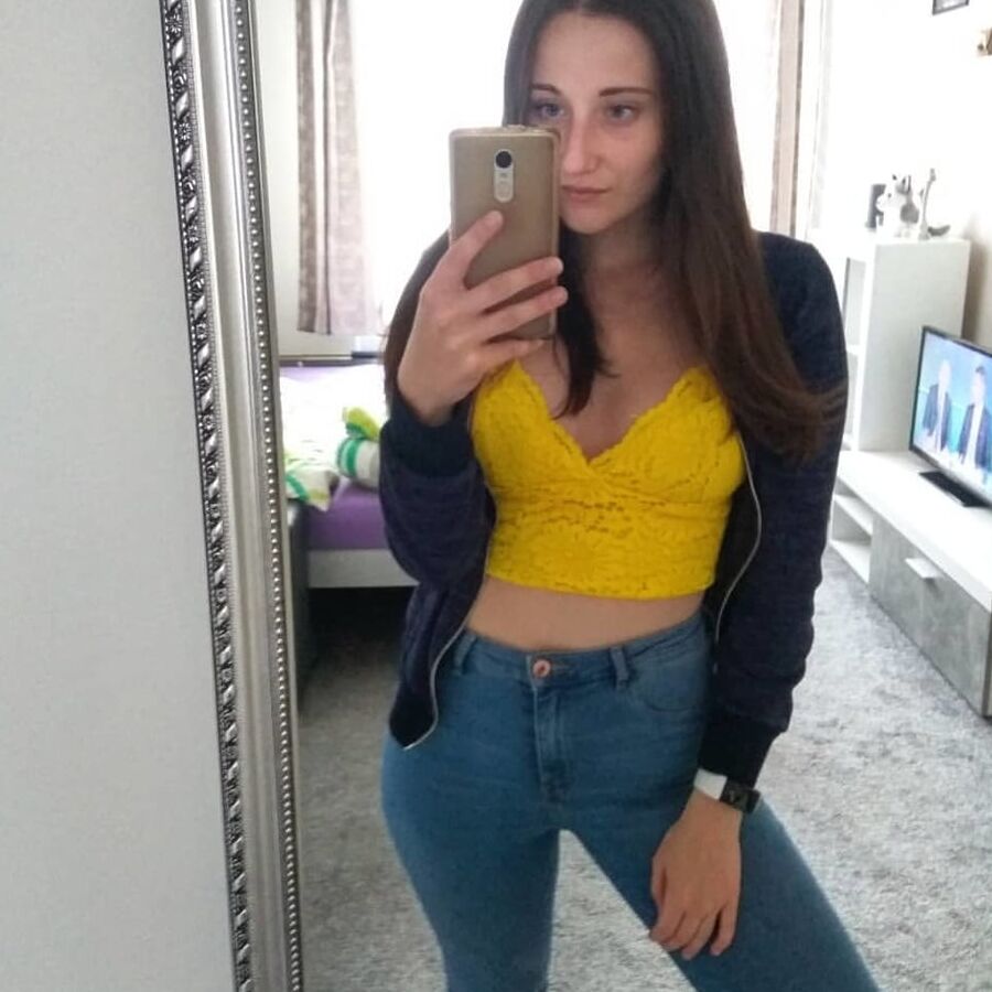 no nude twins