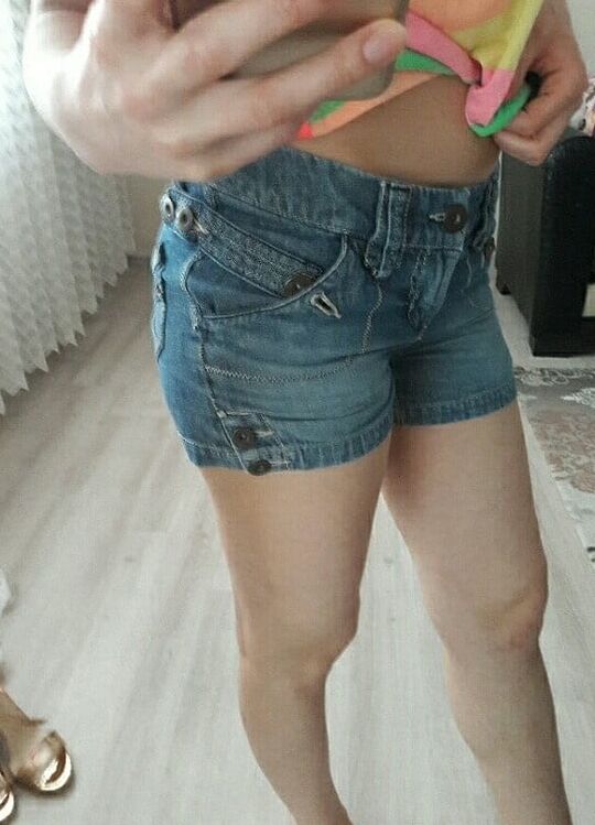 Turkish amateur women displaying her colothes