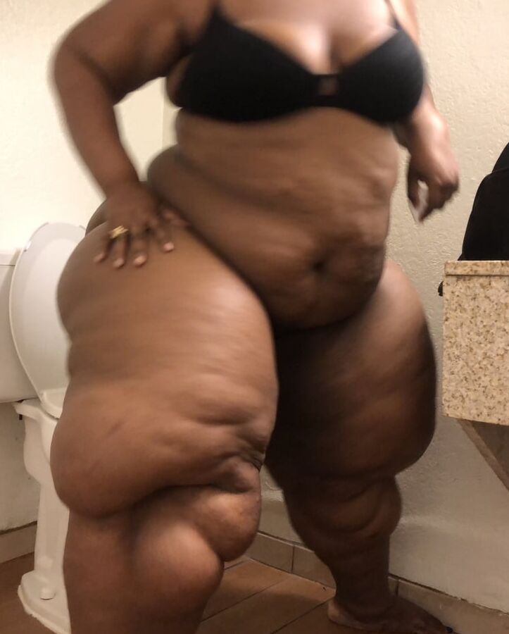 Lippy legs ssbbw exclusives