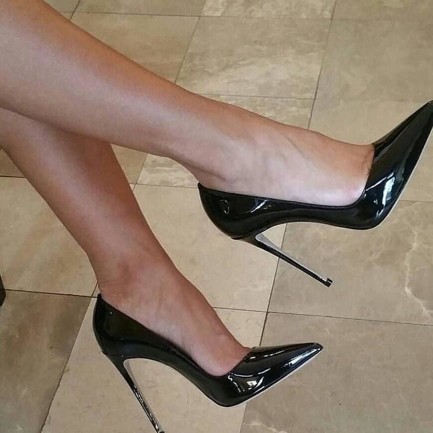 Sexy Highheels on foot from Instagram