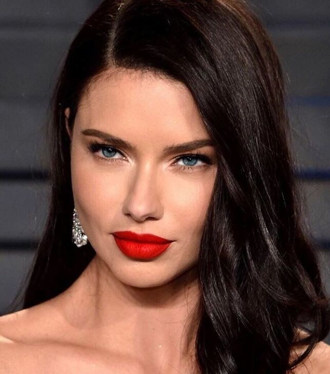 ADRIANA LIMA