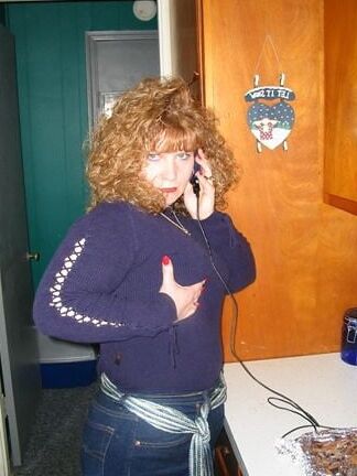 Curvy redhead amateur MILF Sandy