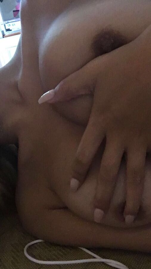 Slutty Asian gf Jenny shows off
