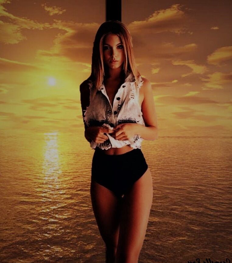 Finest Art: Carmella Rose