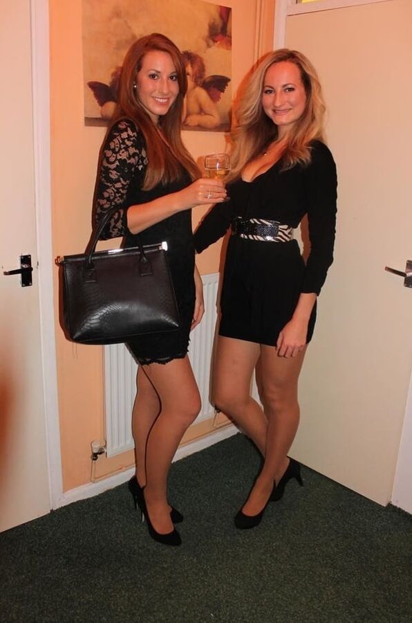 Mature in pantyhose, nylons, stockings, naylon corap