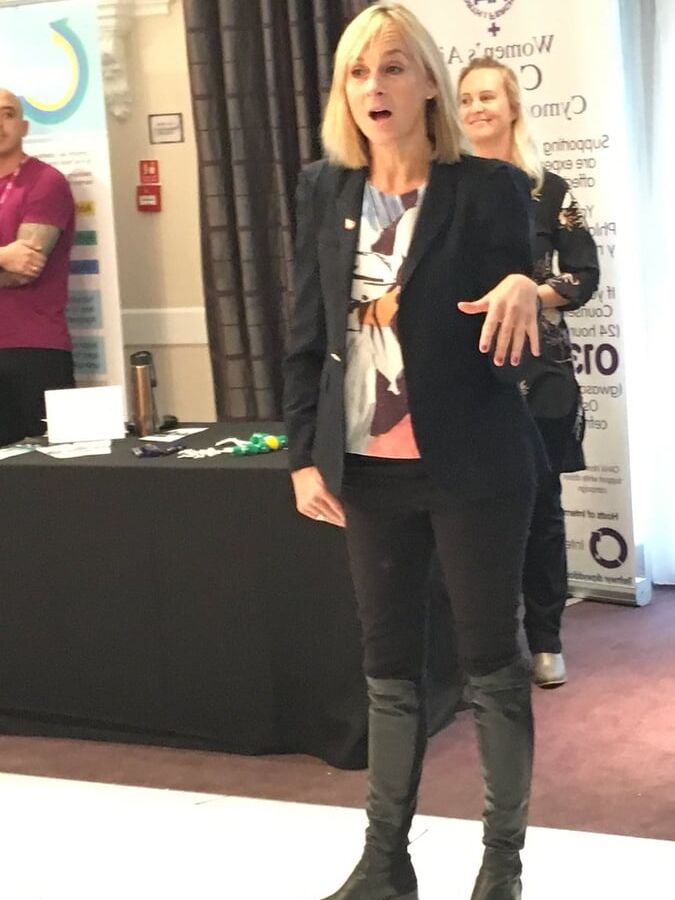Louise Minchin
