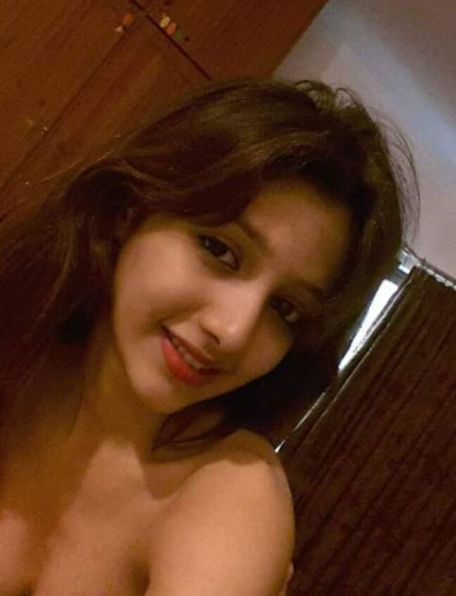 Desi girl nude collection