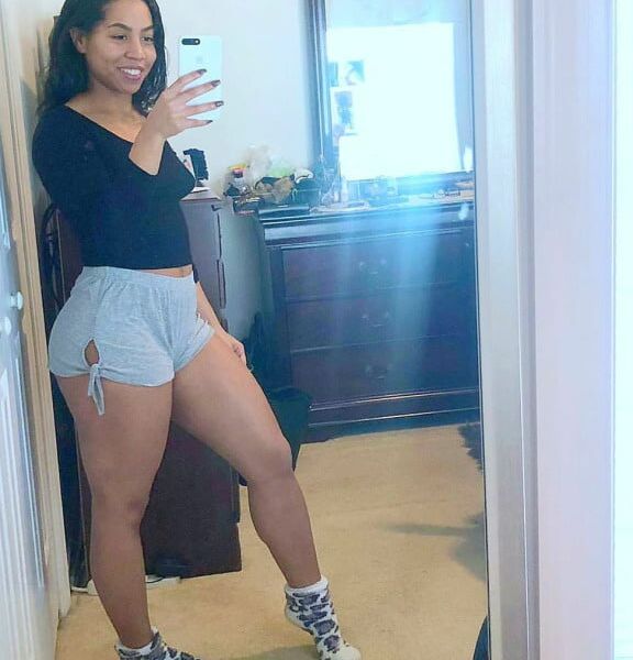 Black Women: Selfies