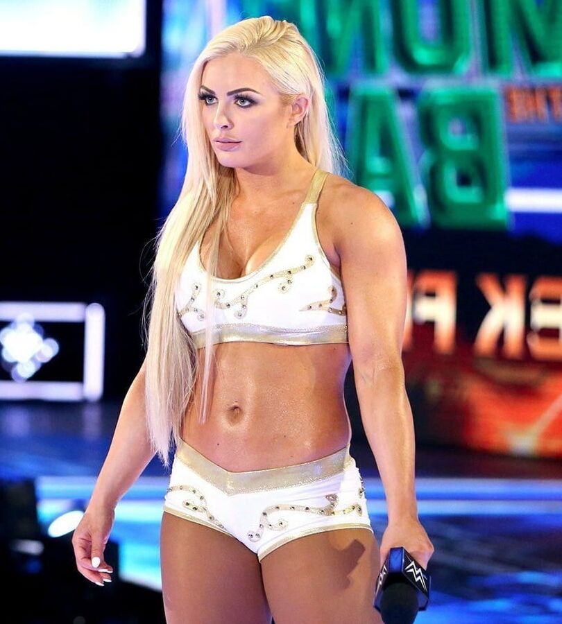 WWE&;s Mandy Rose