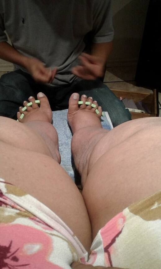 Lippy legs ssbbw exclusives