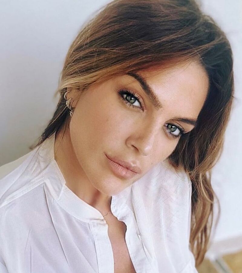 Dienela Vantaggiato hot instagram model