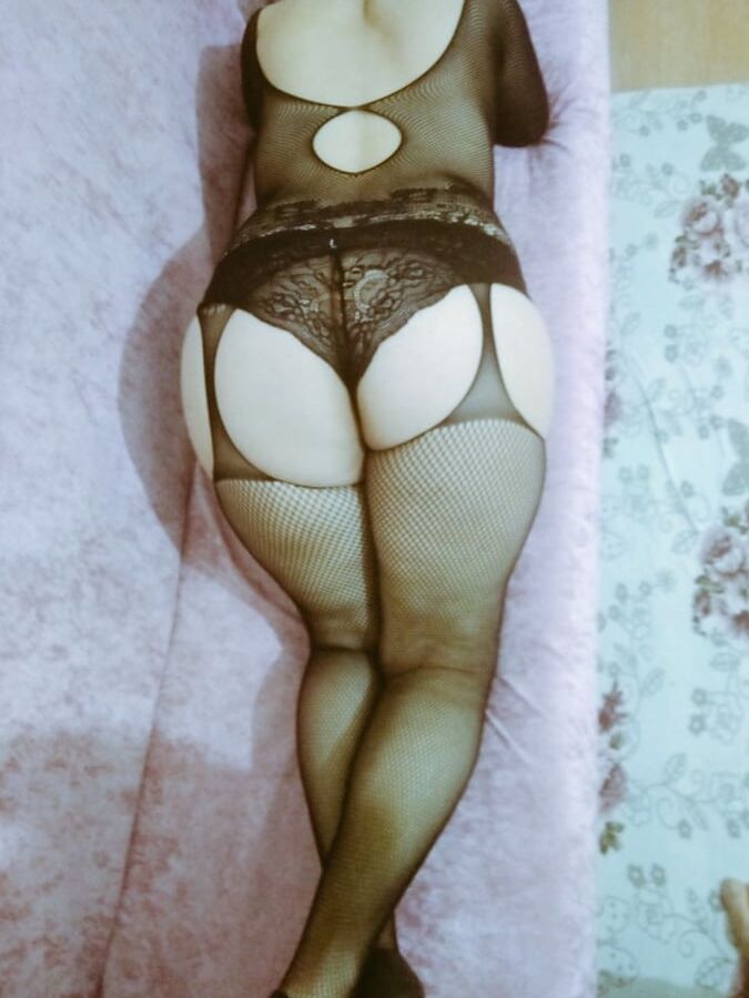 Turkish hotwife Melis
