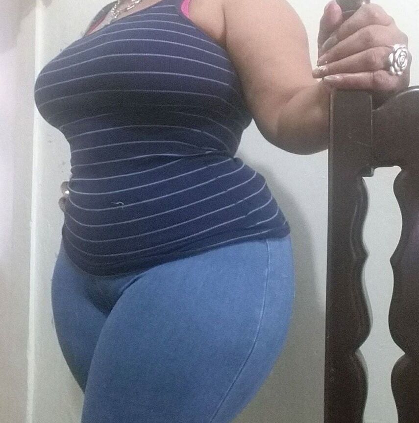 roberta suarez mature ass bbw