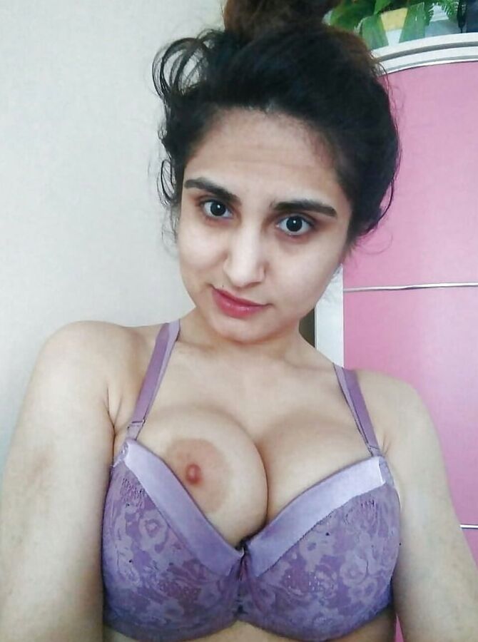 Arab - pics that were not meant to be all over the web
