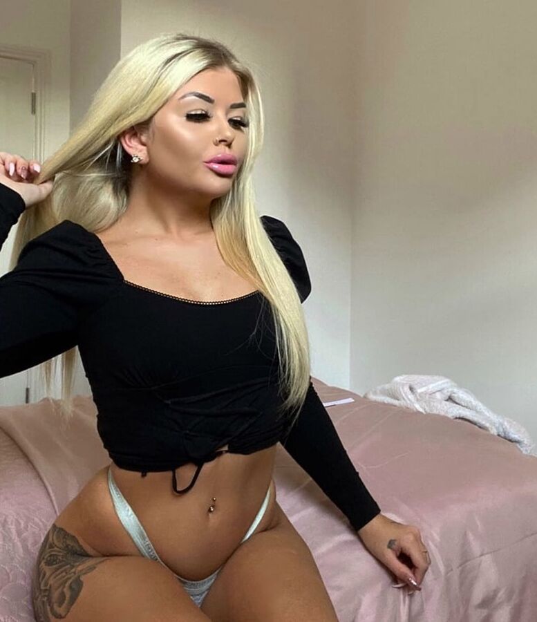 Chav Barbie Taylor