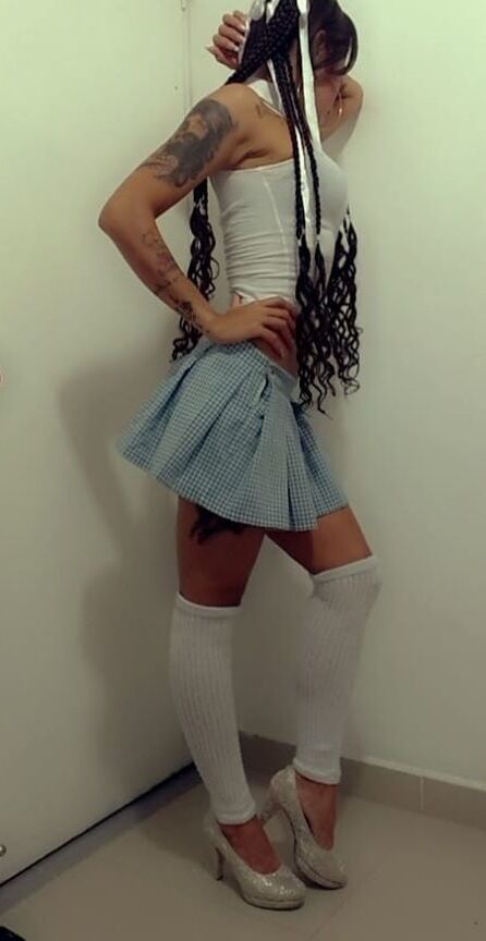 HERMOSA NENA