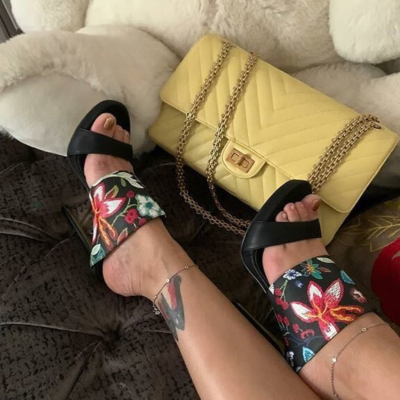 Sexy Indian Foot Goddess