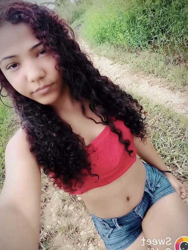 Rosy silva putinha para ser fudida