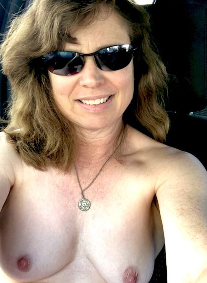 Oops...Posted women exposed