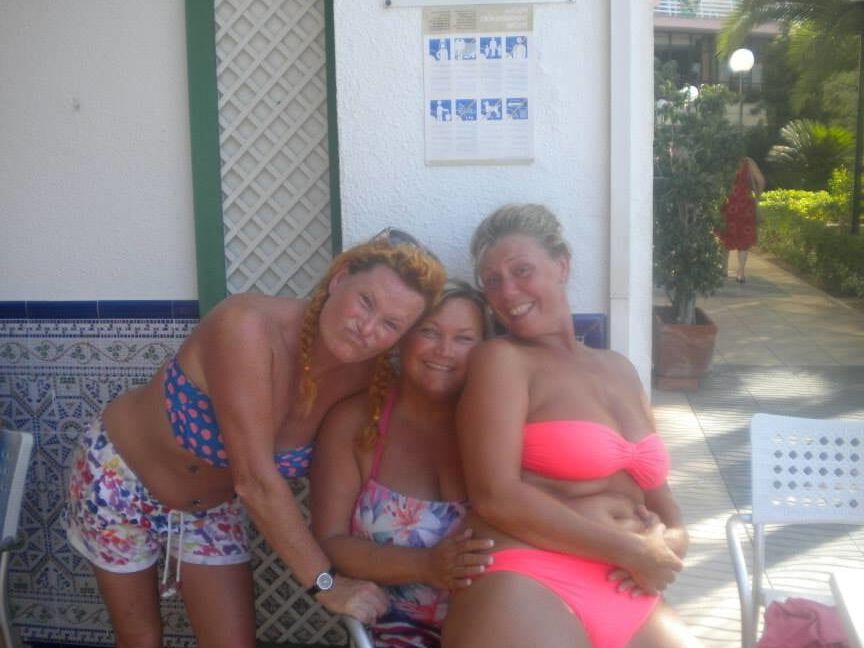Mature Women in Bikinis (set )