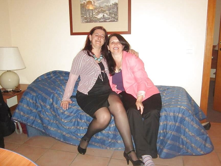 PANTYHOSE MATURES MIX