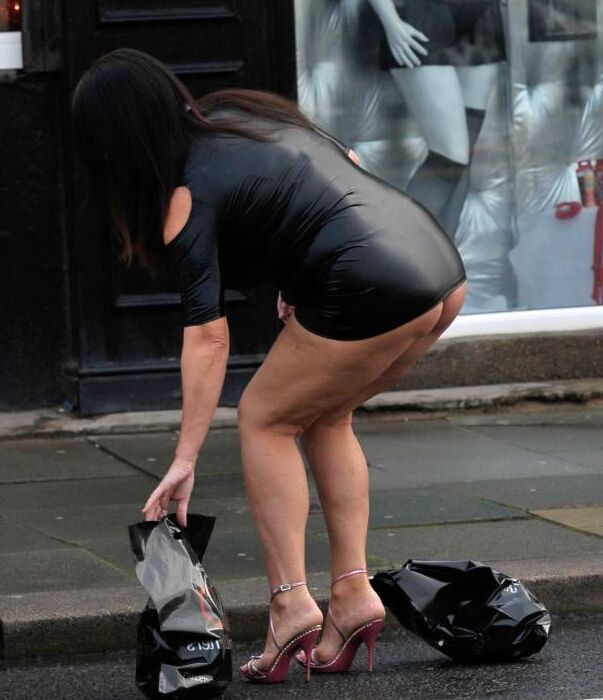 Sexy as fuck Chunky Chav MILF Slut