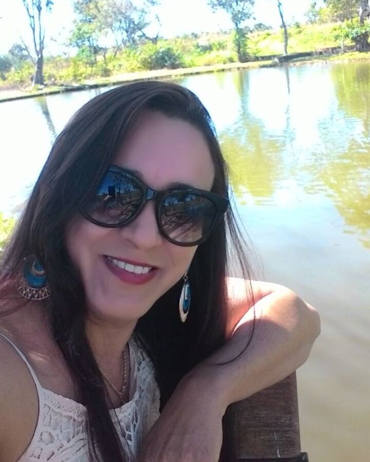 Gorgeous milf sunglasses fetish