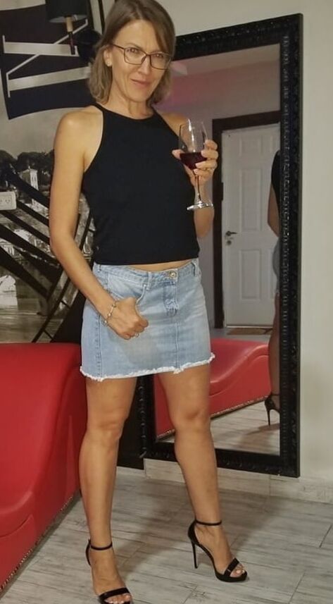 Amateur Slut Wife Marina Naked and Dressed