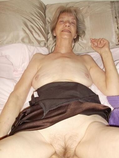 Very old granny is a meaty fuckdoll