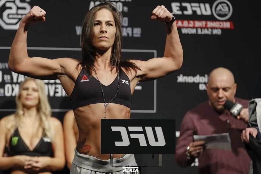 MMA Chicks